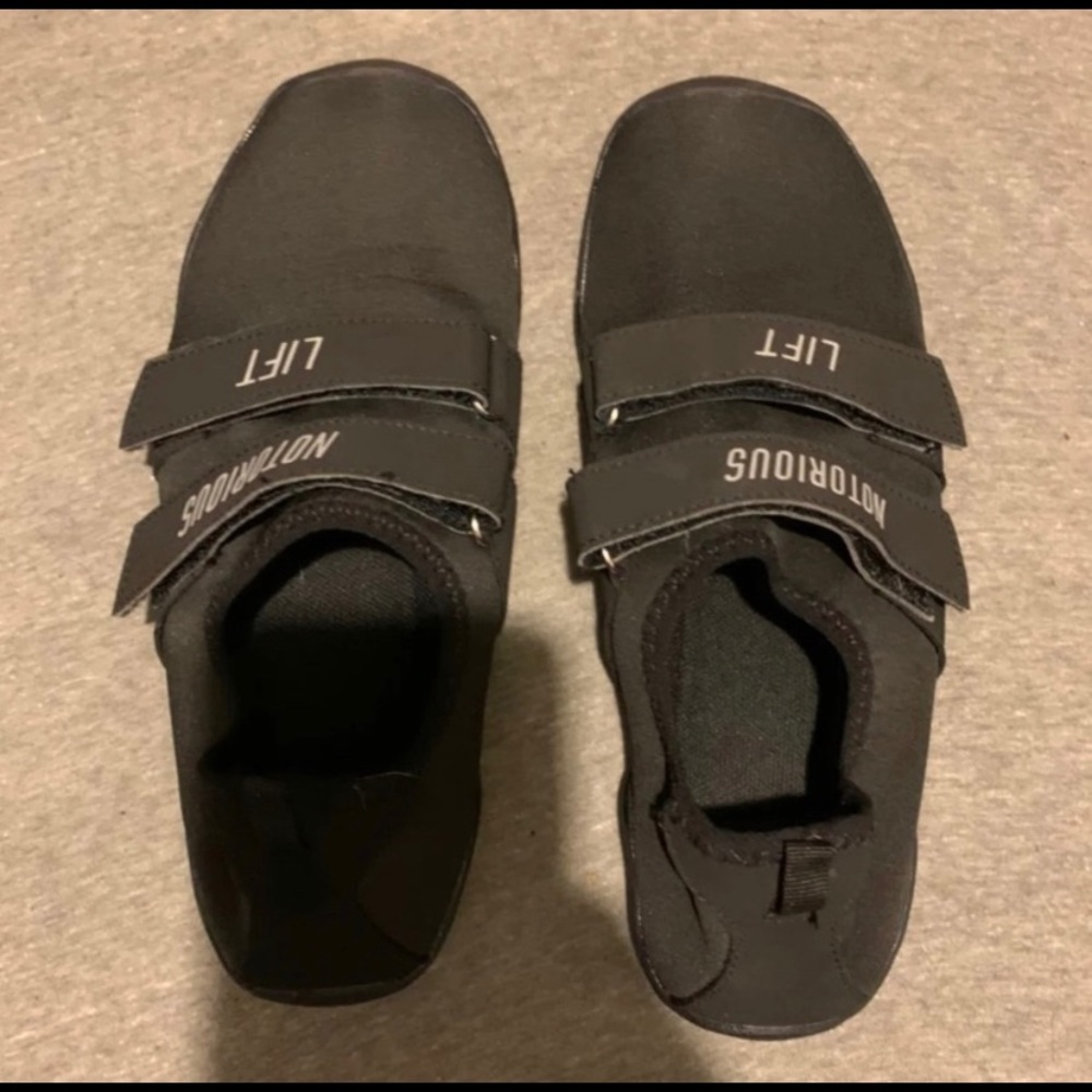 Notorious slippers